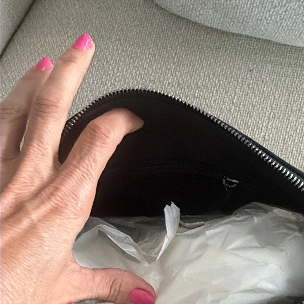 BNNW Salvatore Ferragamo Gancini Black Messenger Bag
